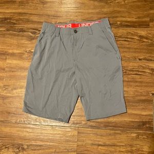 Mens Under Armour golf shorts